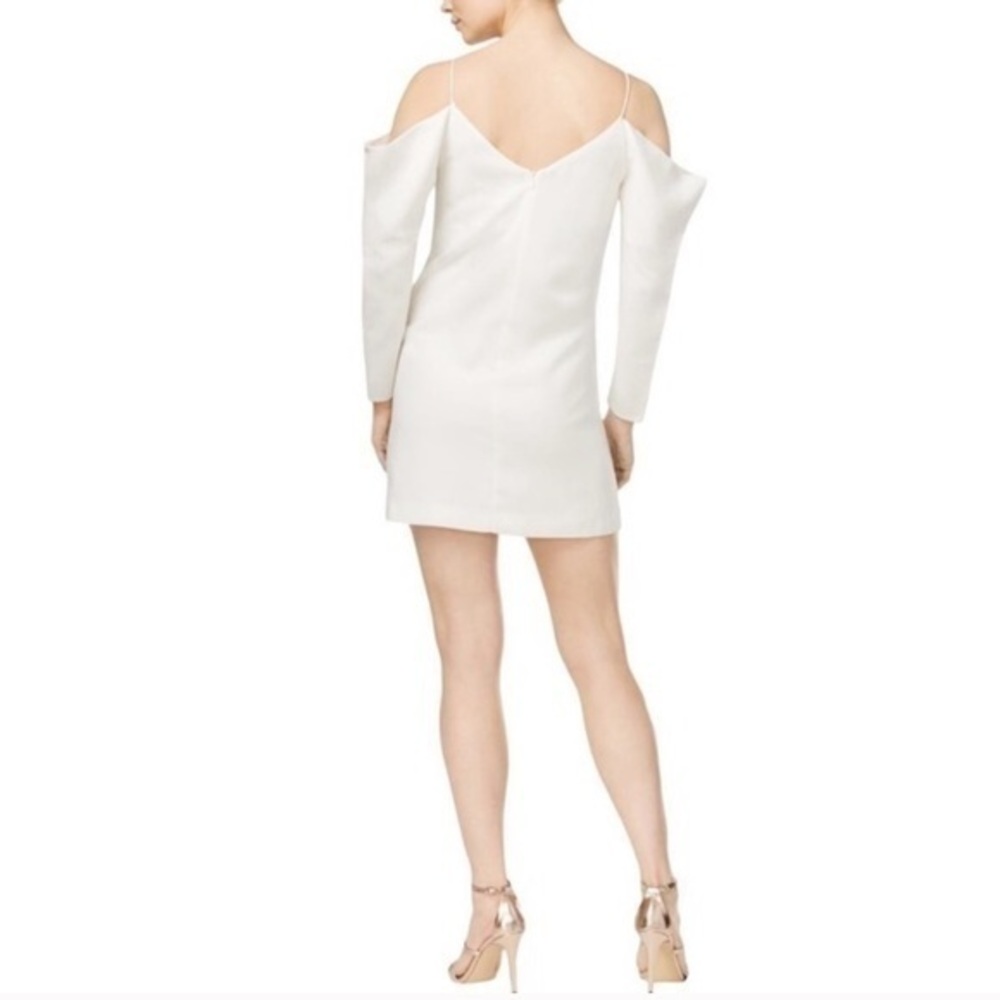 MARE MARE Belle V-Neck Cold-Shoulders Party Dress